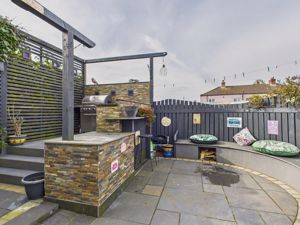 Outdoor kitchen/barbecue area- click for photo gallery
